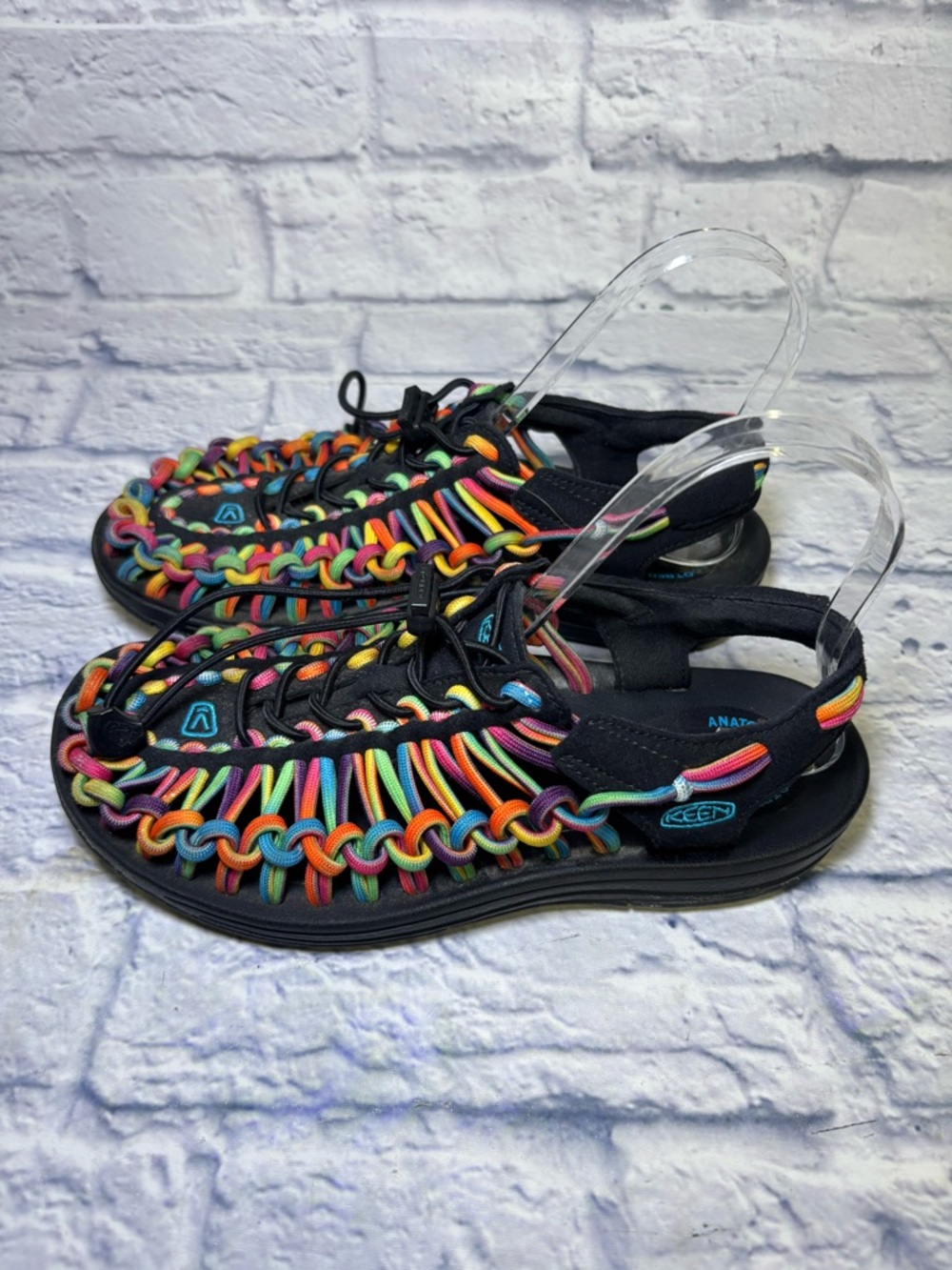 KEEN Uneek Tie-Dye Slip-On Sandals Womens 7 US Colorful Paracord Drawstring - Picture 8 of 13